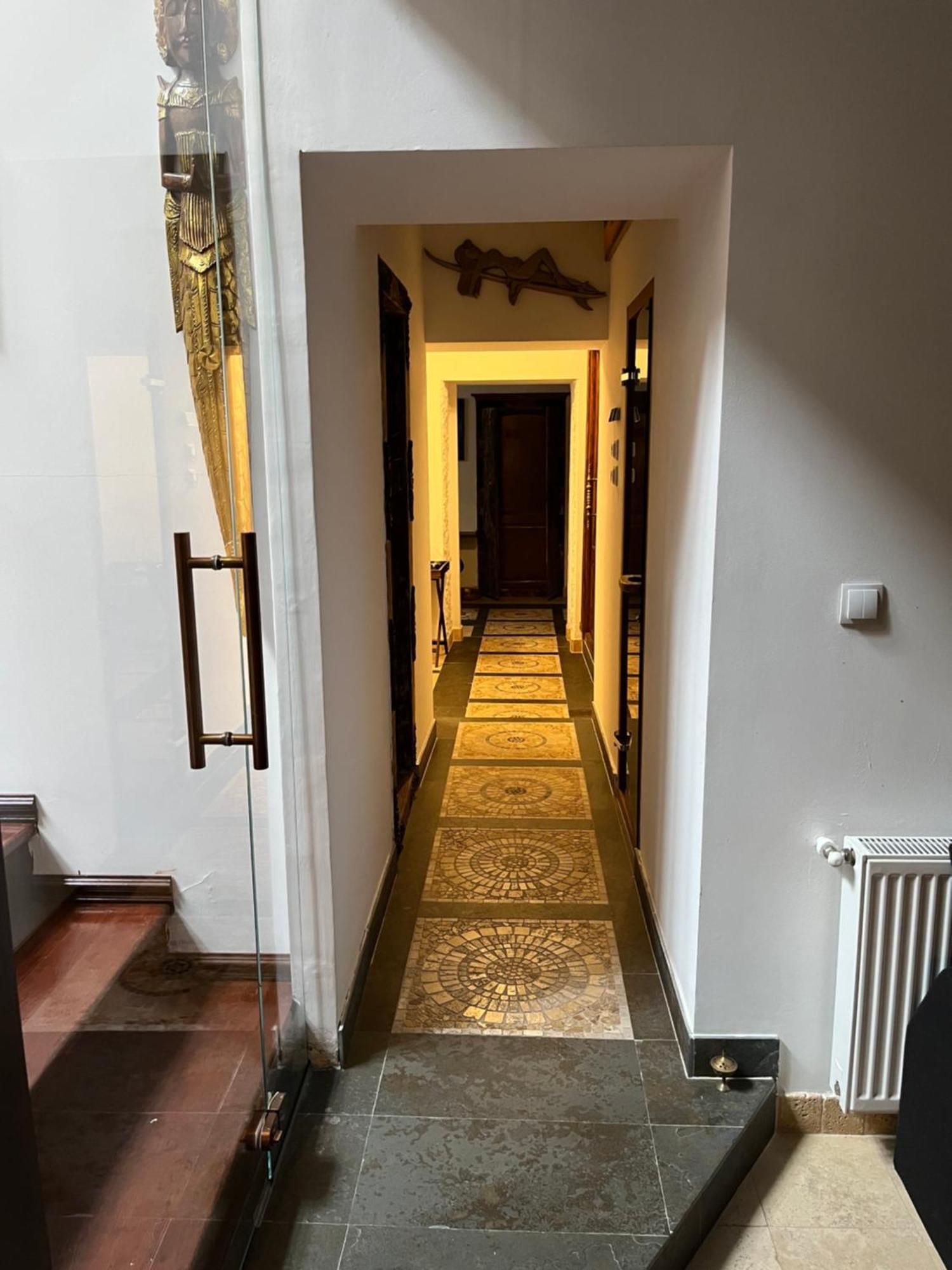 Hotel Casa Michelangelo à Bucarest Extérieur photo